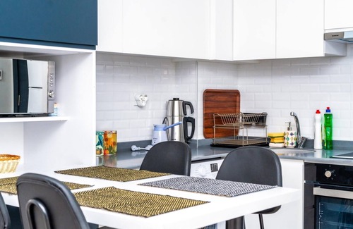 Kepez Apartment | Vacation Residence w Pool 5 min to Mall of Antalya