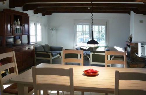 Sayalonga House | Vacation under the olive tree, detached vacation home with pool