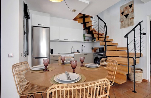 La Oliva Villa | Vacation Villa 'Escapada' with Sea & Mountain View, Pool & Wi-Fi