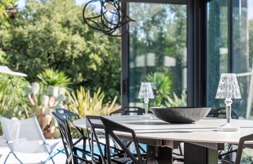 Biot Villa | Vacation villa, swimming pool and pétanque court !