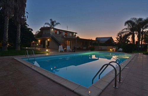 Santa Croce Camerina House | Vacation villa with pool