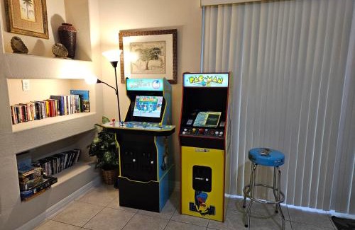 Legacy Park Villa | Vacation Villa with Private Pool in Davenport, Florida