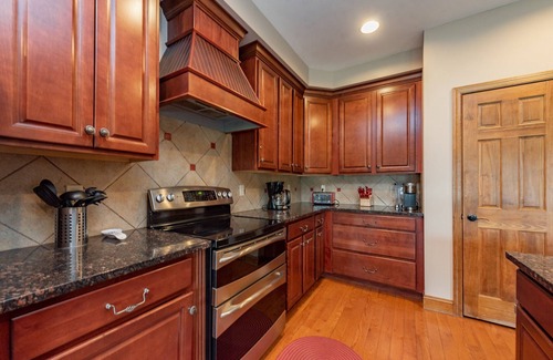 Swanton House | Vacationer's Dream: Lakefront, Private Dock, Hot Tub, Fire Pit!