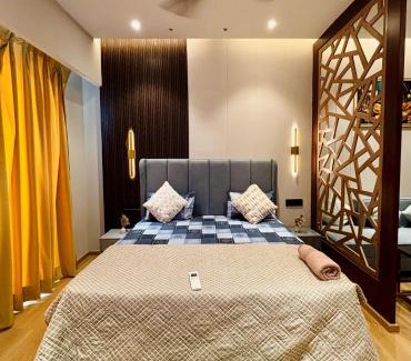 Greater Noida Hotel | Vaelora Stay - Luxury Studio