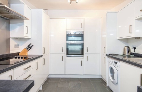 St Brides Cottage | Vagwr Eilw Cottage, Holiday Cottage Llanhowell, near Abereiddy, Sleeps 6, 3 bedrooms, bathrooms