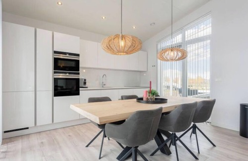 Wemeldinge House | Vakantiehuis Ruisweg 12 by Interhome