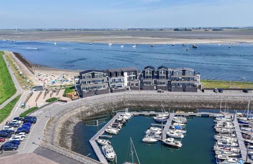 Sint-Annaland Apartment | Vakantiewoning aan het strand 'Somaris' - met tuin en terras - Vista Maris - Nr 50