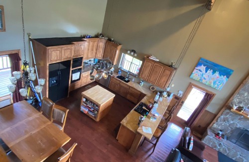 Greer Cabin | Valdez Acres 7-bedroom cabin in beautiful Greer, AZ