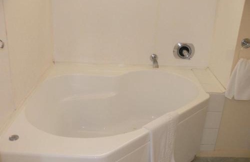 Hastings Hotel | Valdez Motor Lodge