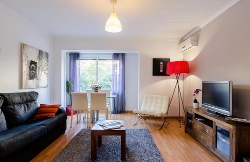 Esquerra de l'Eixample Apartment | Valencia Suite ArchsenseApartments