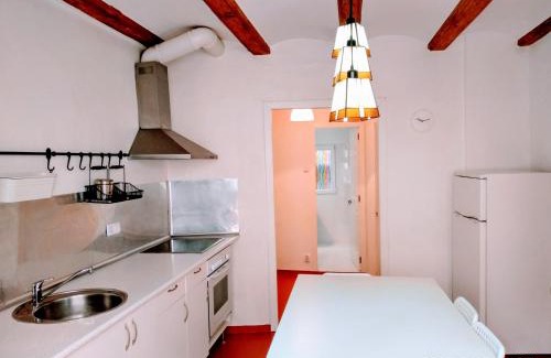El Mercat Apartment | Valencian Dreams of the Proletariat