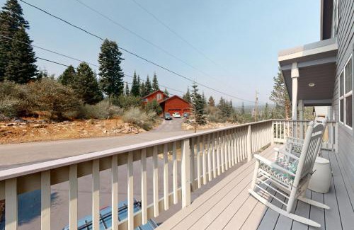 Truckee House | Valhalla