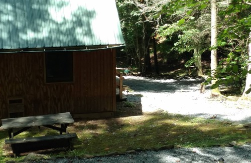 Boone Cabin | Valle Crucis Farm Cabin Rental is Pet friendly. Perfect Vacation spot!