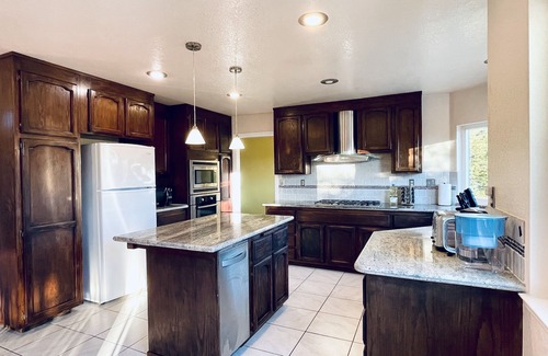 Vallejo House | Vallejo Beautiful 4br Home wt Mountain View/Napa
