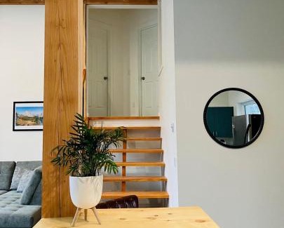 Golden House | Valley Edge Lodge
