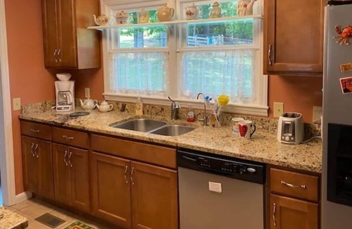Flintstone House | Valley House 2BR 2 Bath just south of Chattanooga
