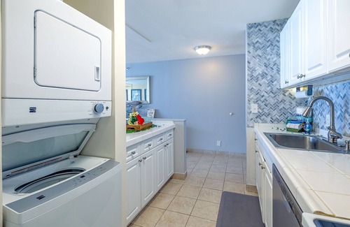 Kahana Condo | Valley Isle 1108b 2 Bedroom Condo by RedAwning