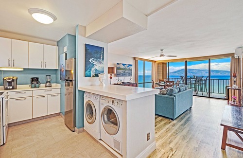 Kahana Condo | Valley Isle Resort #1110 - Vacation West Maui