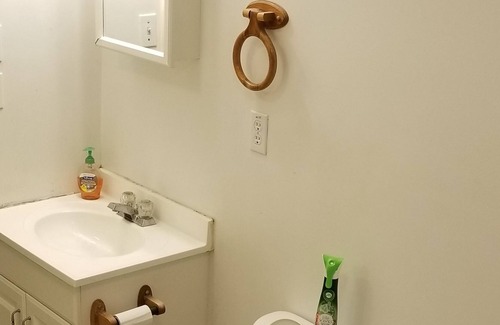 Hummels Wharf Hotel | Valley Lodge Motel