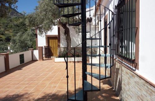 El Chorro House | Valley View