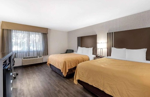 Burbank House | Value and convenience in the heart of Burbank!
