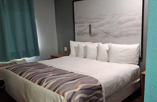 Sun Prairie Hotel | Valued Stay Sun Prairie