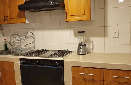 Downtown Queretaro Apartment | Vancouver room/comfy and safe/2per.