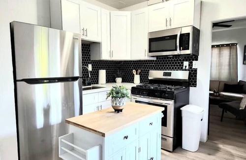 Monrovia House | Vanellie House-Modern cozy home-relaxing backyard