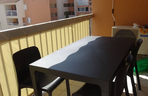 Tamaris Apartment | VAR pleasant T2 clim swimming pool in Sablettes