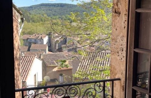 Salernes Cottage | Var Village House