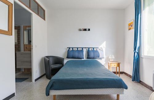 Charleval Apartment | Vaste studio de 22 m centre -n1