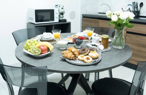 Vomero Apartment | VD Residential, Stay in the Most Exclusive Neighborhood in Naples