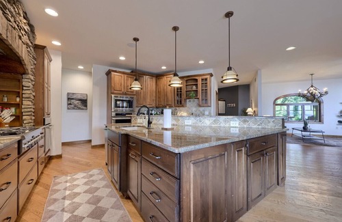 Earlville House | Veazey Cove Coastal Lodge Beach/hot tub/pool/dock/Sauna/Cold Plunge