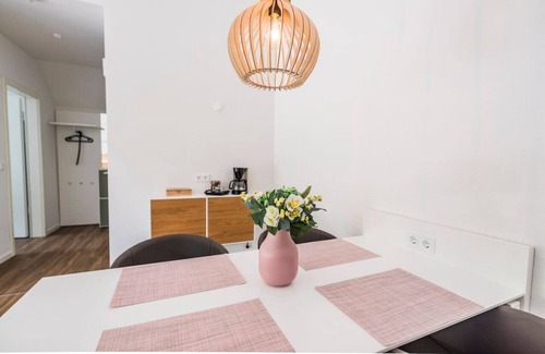 Nordhorn Apartment | Vechte view studio, new building with balcony, WLAN & PP