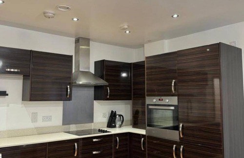Dartford Apartment | Vee’s Residence Dartford