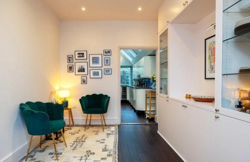Kensal Green House | Veeve - At home in Kensal Green