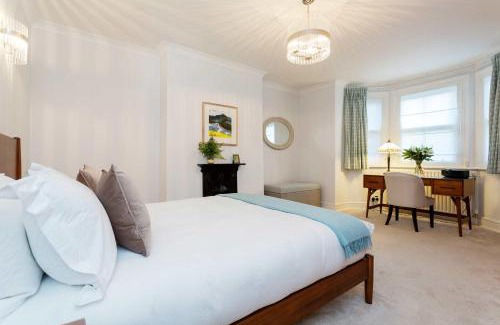 Wimbledon Apartment | Veeve - Village Beauty