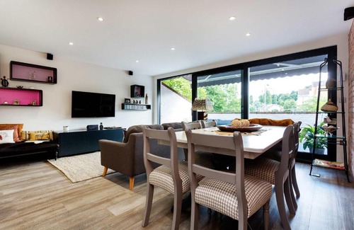 West Hill House | Veeve - Wimbledon Terrace House