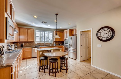 North Las Vegas House | Vegas Themed 6BR · Game Room · 2 Suites · EV · Spacious Retreat For 14 Guest