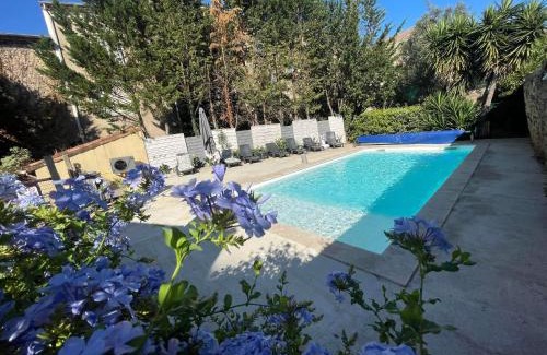 Roujan Apartment | Velezia Guesthouse