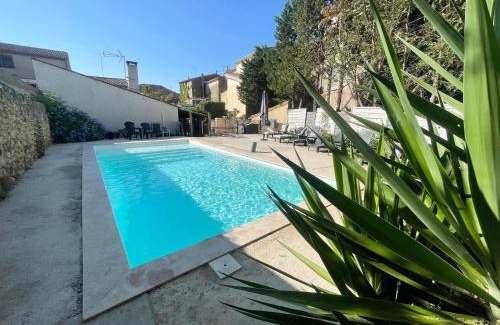 Roujan Apartment | Velezia Guesthouse