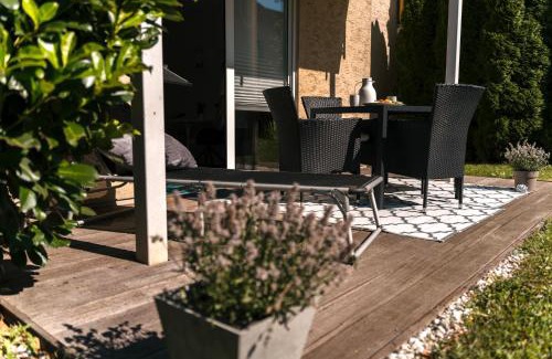Vellmar Apartment | Vellmar Oase am Park mit Terrasse- Zentral und ruhig-Self Check