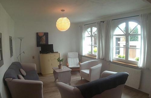 Muerlenbach House | Veltenhaus Historic Retreat