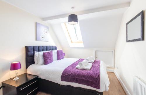 Hoddesdon Apartment | Velvet 2-bedroom apartment, Clockhouse, Hoddesdon