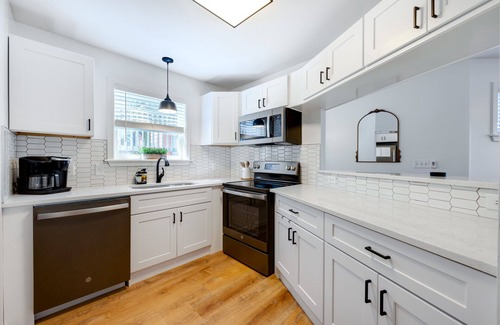 Colington Condo | Velvet Oyster | 2 bed 2 bath | Pool