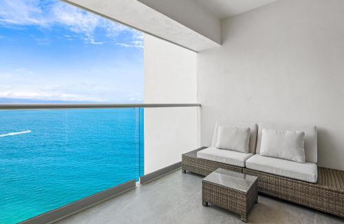 Las Glorias Apartment | Velvet Tide at Harbor 171 Torre Norte