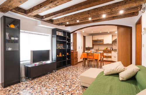 Santa Croce Apartment | Venetian-style apartment in the historic center - Venice, Piazza San Marco,