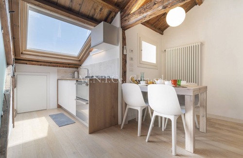 San Marco Apartment | VeNICe Cera Poli Grappa Suite