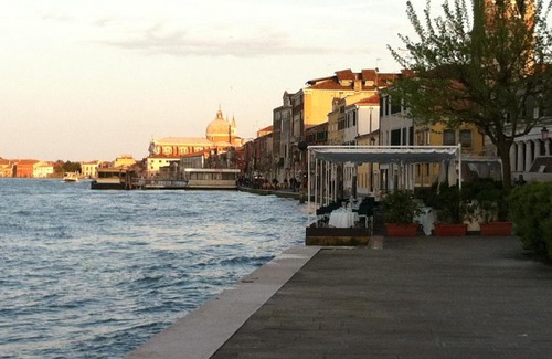 Molina Bed & Breakfast | Venice Home