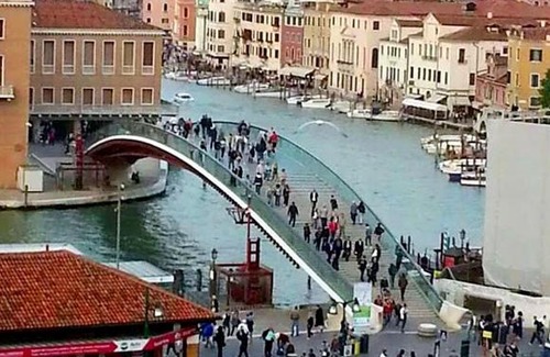 Marghera House | Venice Mestre Station Apartment